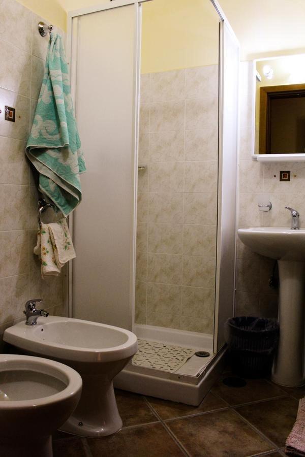 La Fattoria Hotel กูซาโน มูตรี ภายนอก รูปภาพ
