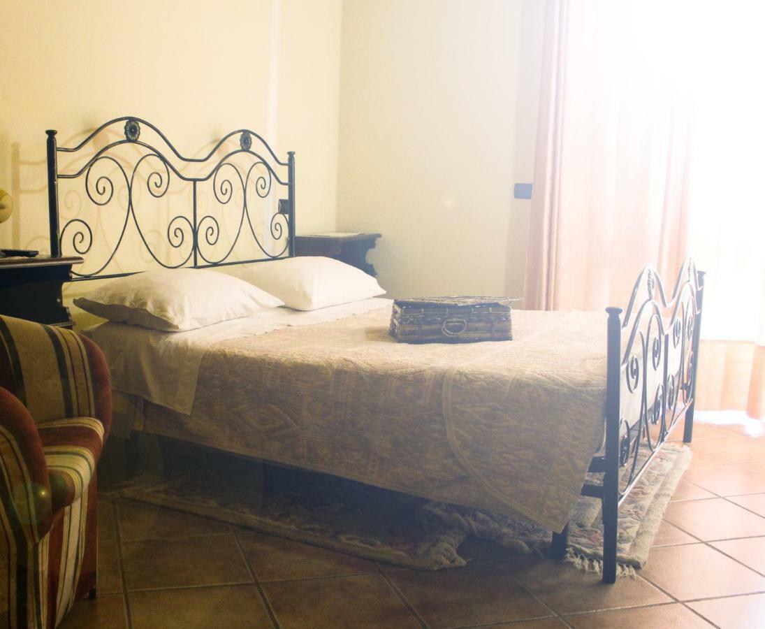 La Fattoria Hotel กูซาโน มูตรี ภายนอก รูปภาพ